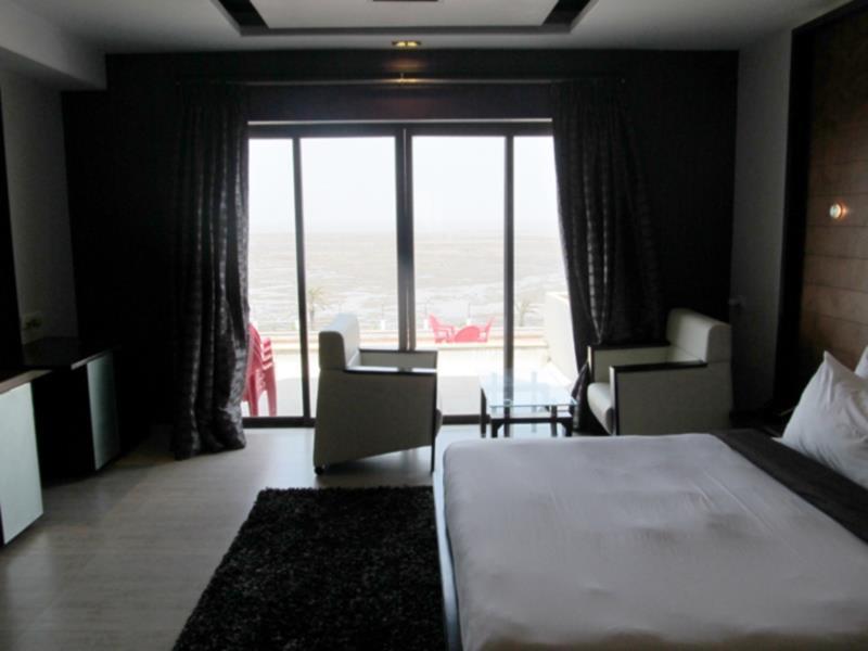 Sea Rock Inn Daman Exteriör bild